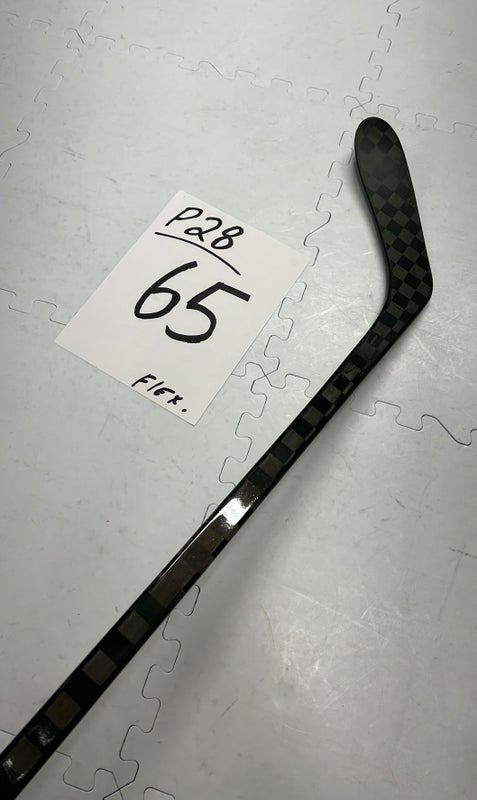 Senior(1x)Left P28 65 Flex PROBLACKSTOCK Pro Stock Nexus 2N Pro Hockey Stick