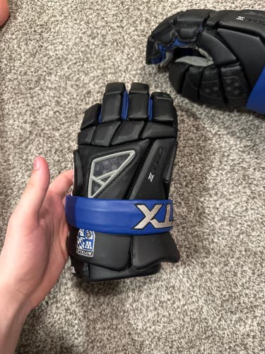 Used Player's STX Large Cell IV Lacrosse Gloves
