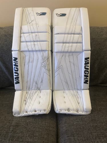 Vaughn Velocity V9 Intermediate Goalie Leg Pads