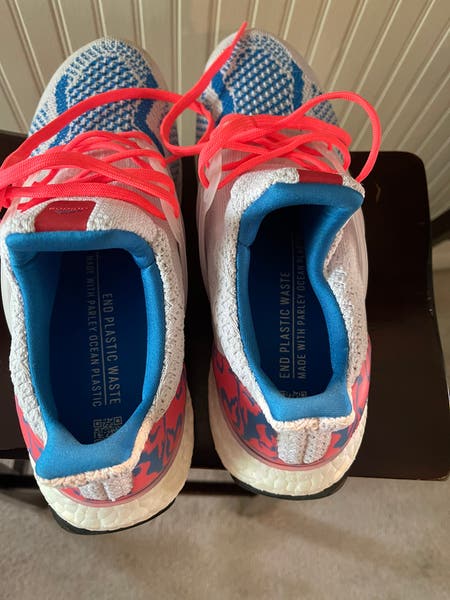adidas gazelle silver green womens Adidas ULTRABOOST 5.0 DNA  DTLR