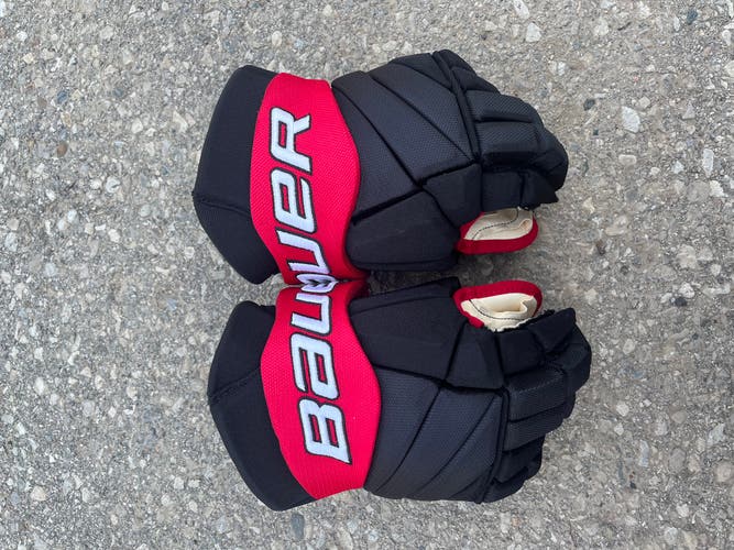 Bauer 15" Pro Stock Vapor Pro Team Gloves