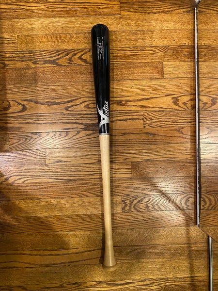 Used Wood (-3) 29 oz 32" JC24 Bat