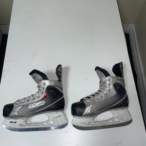 Bauer Vapor X:05 Hockey Skates Youth Size 13 (used)