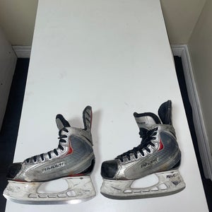 Bauer Vapor Hockey Skates Size 2 (used)