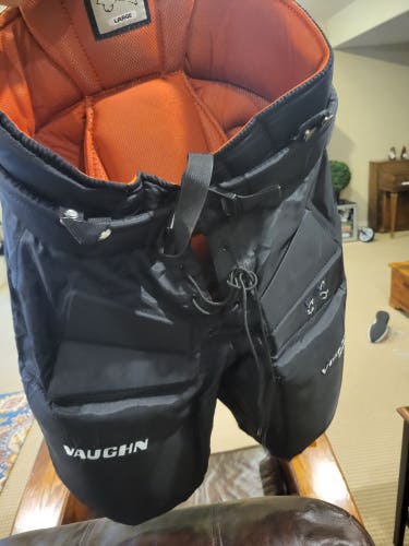 Intermediate Used Large Vaughn Vision 9200 Hockey Goalie Pants