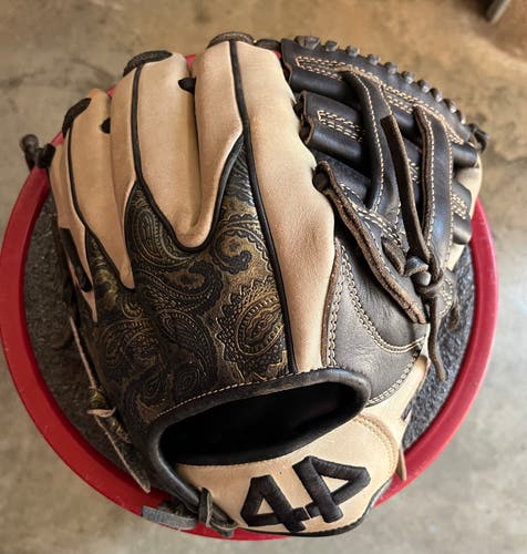 2021 Infield 11.5" Signiture Series Baseball Glove