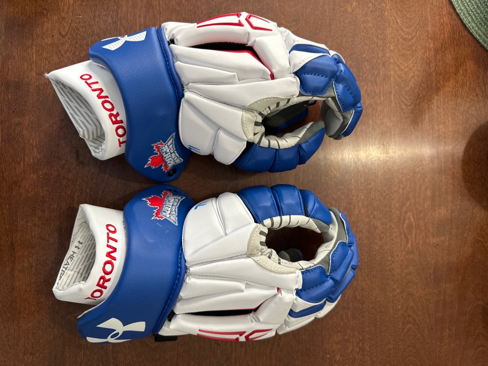 New Player's Under Armour 13" Command Pro 2 Lacrosse Gloves