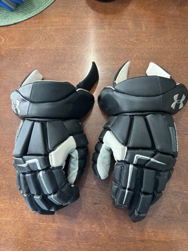 Used Player's Under Armour 13" Command Pro Lacrosse Gloves