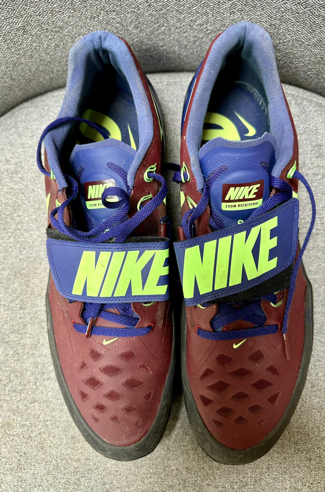 smeltet Universitet Jeg klager Nike Throwing shoes for shot/discus | SidelineSwap