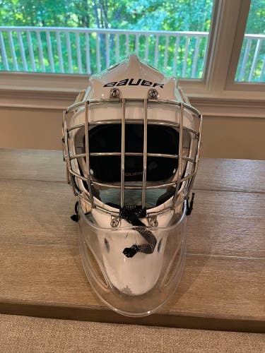 Used Bauer 940 Goalie Mask Size Small