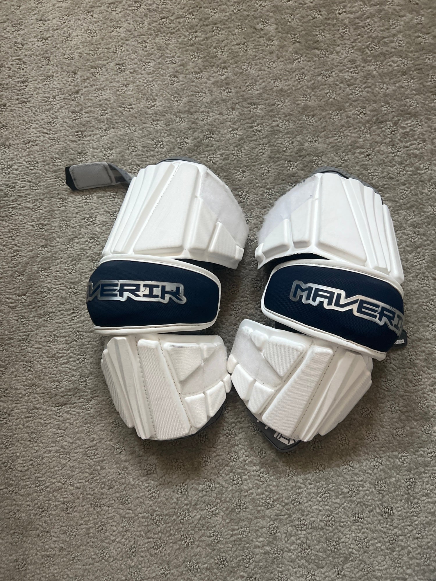 Penn State Lacrosse Nike Vapor Elbow pads