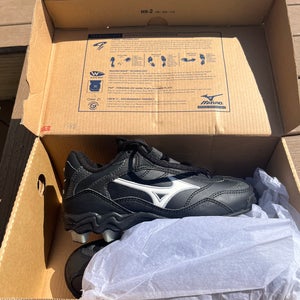 Black Kid's Molded Cleats Low Top