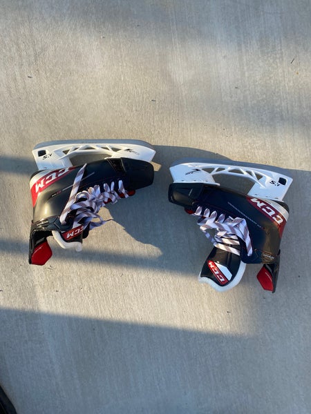 Used CCM Size 8.5 JetSpeed FT475 Hockey Skates