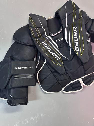 Used XL Bauer  Supreme S170 Goalie Chest Protector