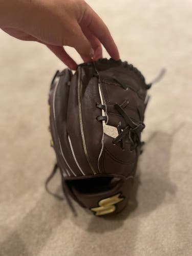SSK Z9 Pitchers Glove Charcoal Brown