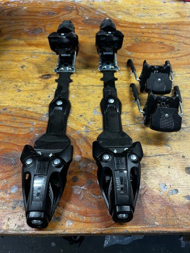 Head race bindings