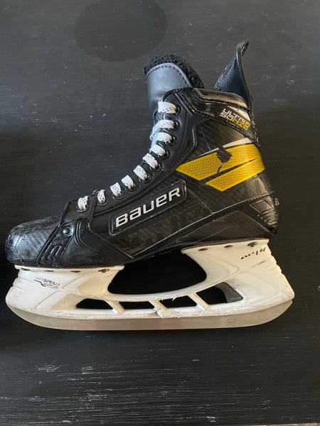 Used Bauer Supreme UltraSonic Skates size 8 fit 2