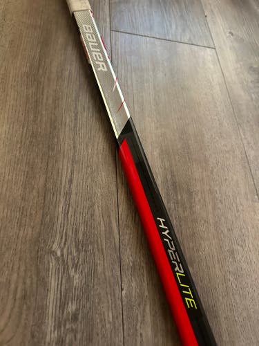 New Right Handed Vapor Hyperlite Hockey Stick
