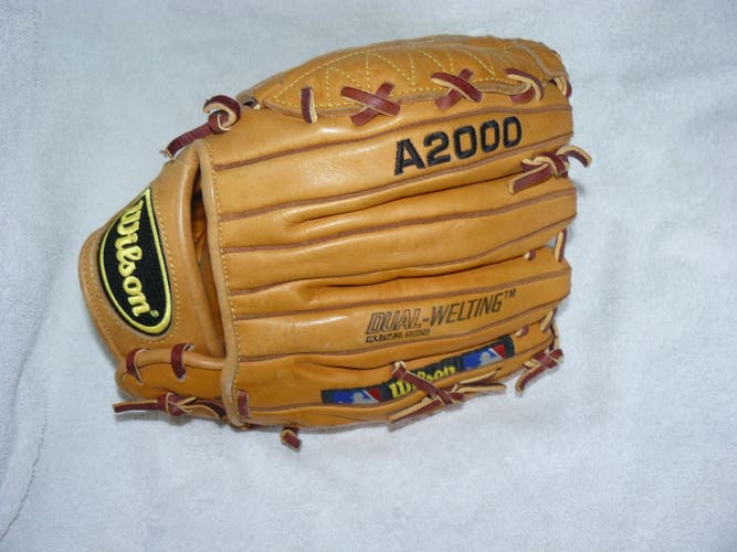New Left Hand Throw Wilson A2000 Baseball Glove Large