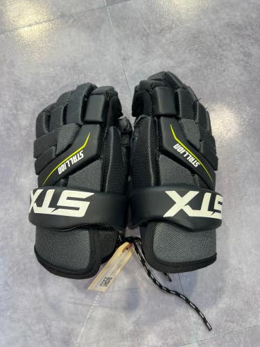Used STX Stallion 200 Lacrosse Gloves 9"