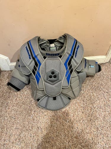 Senior Used Vaughn Velocity VE8 chest protector