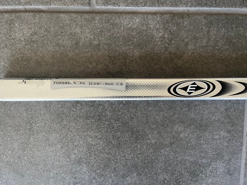 Easton P4 RH Synergy SL FORSBERG 100 (Non-Grip) Composite Pro Hockey Stick