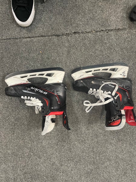 Senior Bauer Size 7.5 Vapor 3X Pro Hockey Skates