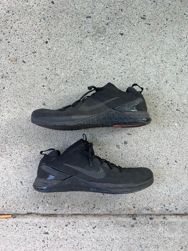 Used Men's 14.0 Nike Baseball Turf Shoes
