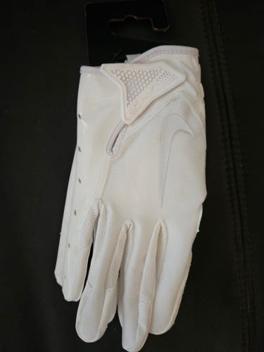 White New Adult Small Nike Vapor Jet Gloves