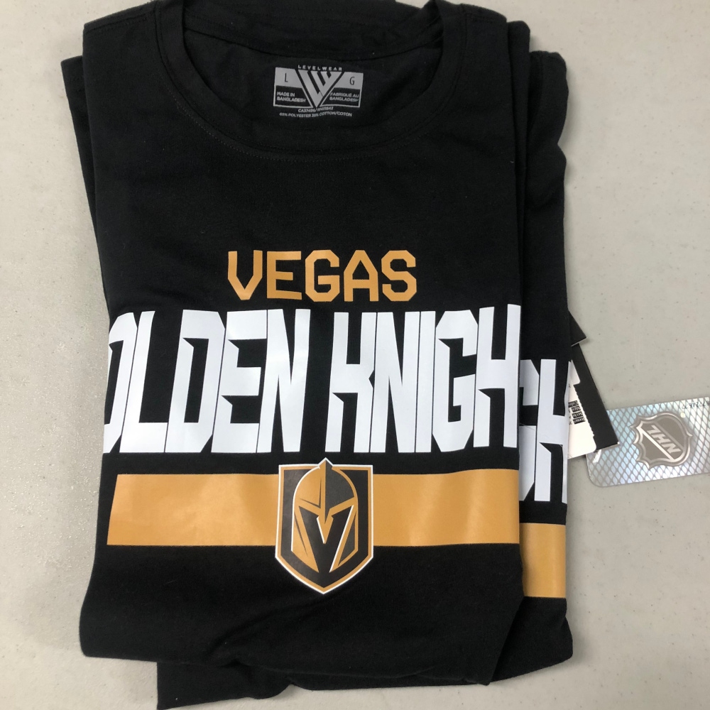 NEW Vegas Golden Knights mens large T-shirt