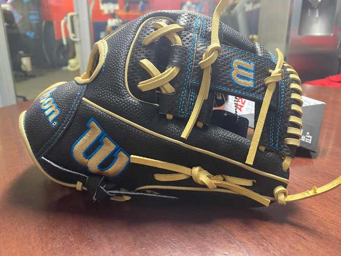 New Wilson A2000 Baseball Glove 11.5 Pedroia Fit SpinControl Superskin Retail $299