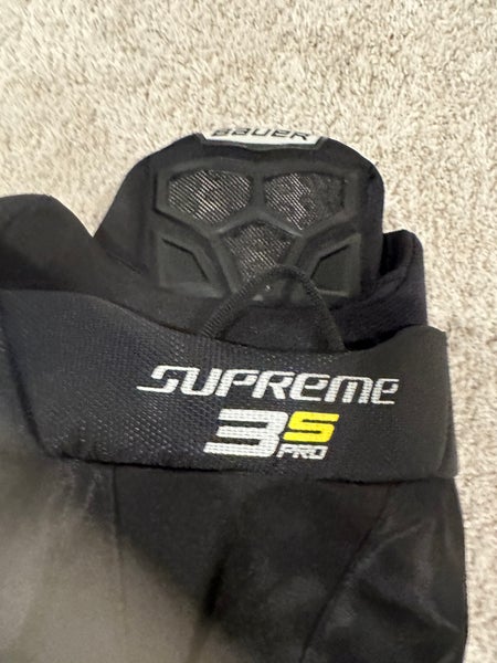 Senior Medium Bauer Supreme 3S Pro Hockey Pants