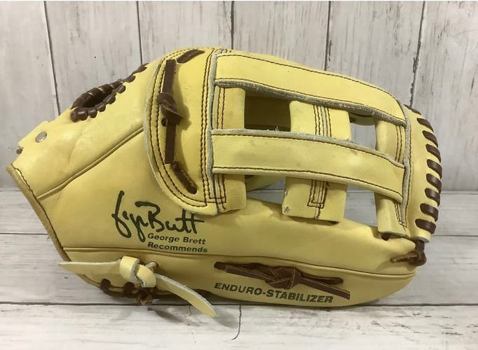 Outfield 13.5" Softball Glove