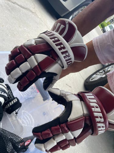 Warrior riot lacrosse gloves size 14!