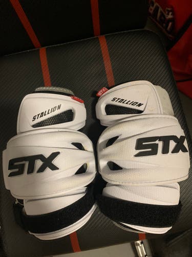 New Large STX Stallion 900 Arm Pads