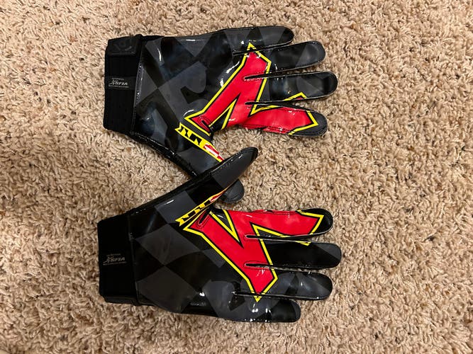 Maryland game used football gloves