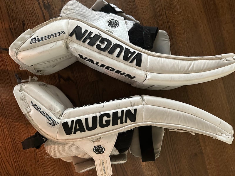 26 Vaughn Velocity V9 Goalie Leg Pads | SidelineSwap