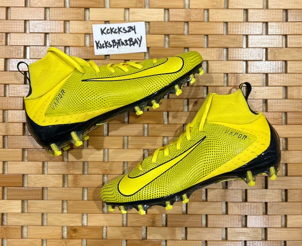Nike Vapor Untouchable Pro 3 Football Cleats Yellow 917165-701 Mens size 10.5