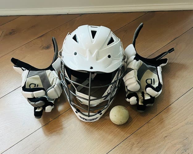 Lacrosse helmet and gloves set