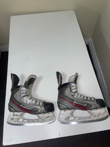 Bauer Vapor X7.0 Hockey Skates Size 3 (used)
