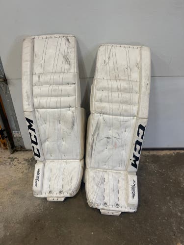 Ccm eflex 760 leg pads