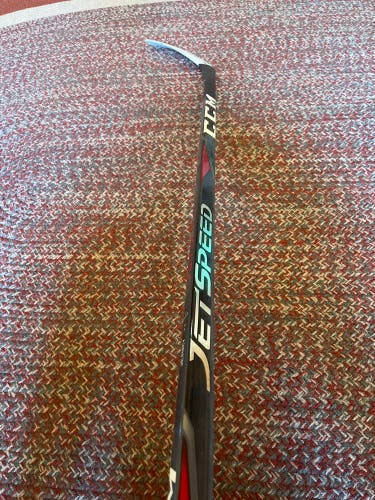 Senior Right Handed P92 JetSpeed Hockey Stick