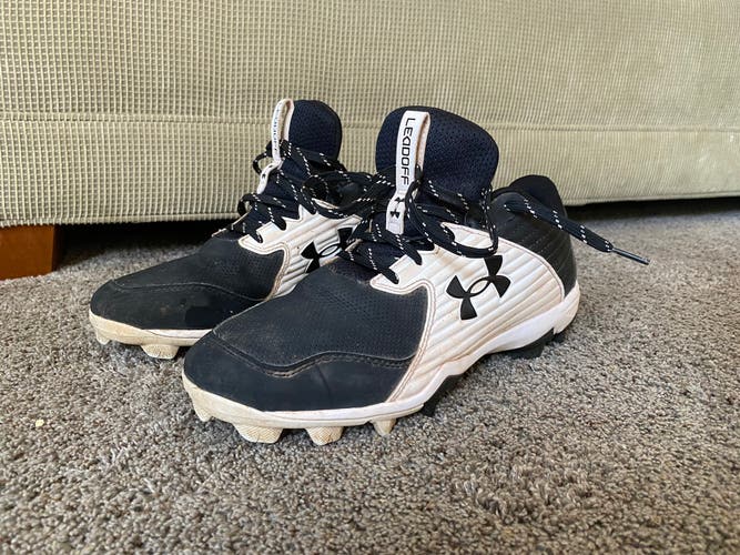 Used Baseball Shoes - Under Armour