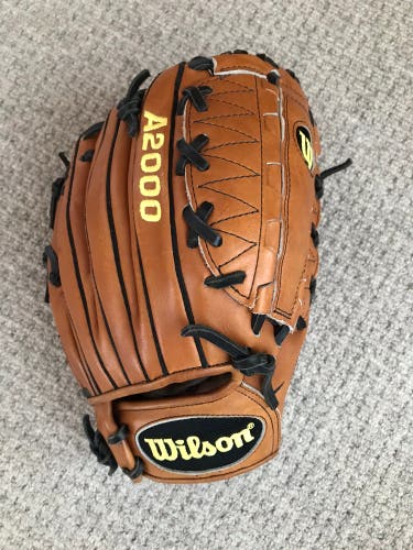 Wilson A2000 L Baseball Glove Made In Japan 11.75