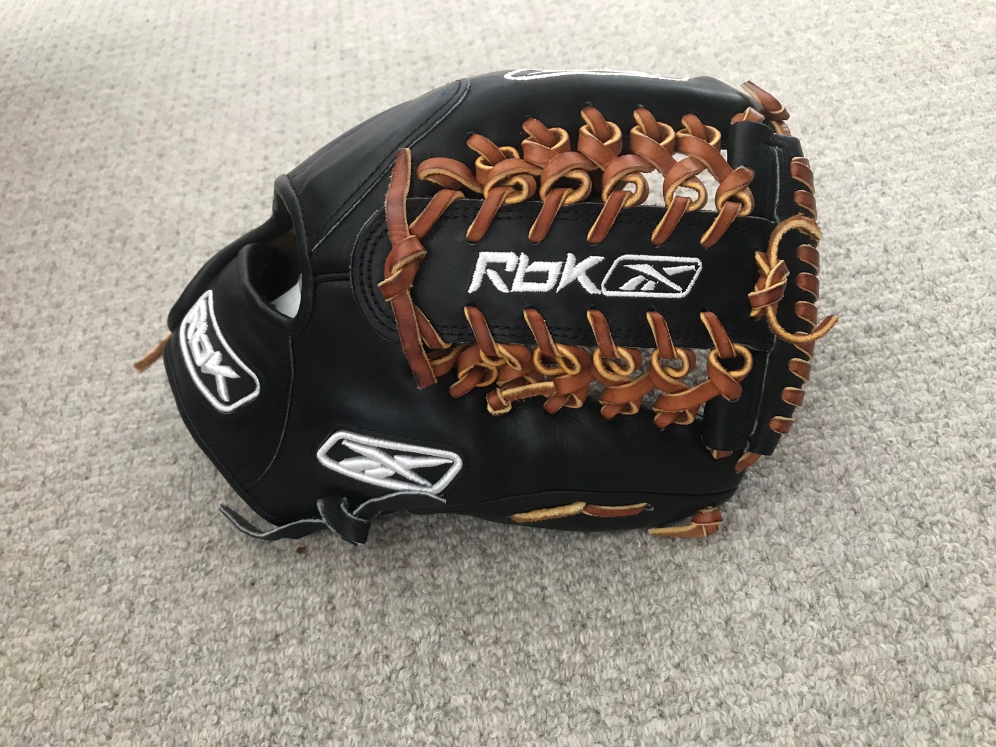 reebokリーボック vr6000 MLB 野球 内野 グローブ 硬式 軟式 Reebok VR6000 11.5 Pro Baseball Glove | SidelineSwap | Buy