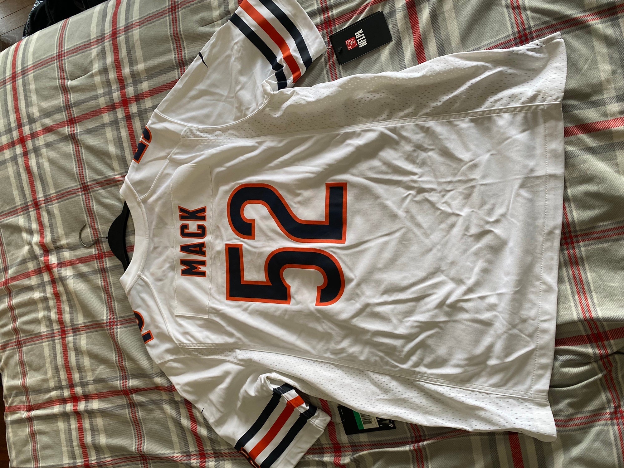 Chicago Bears Brian Urlacher jersey size xl mens white reebok