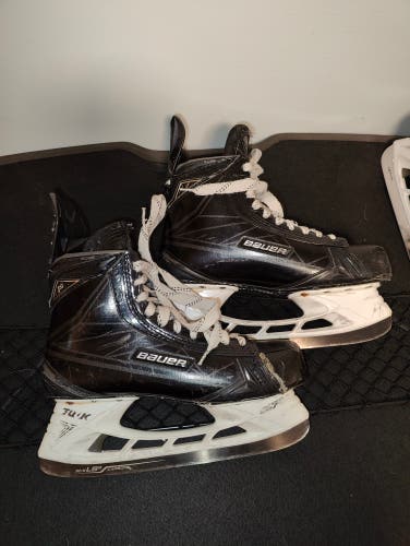 Used Bauer Supreme 1S Hockey Skates Regular Width Size 10.5