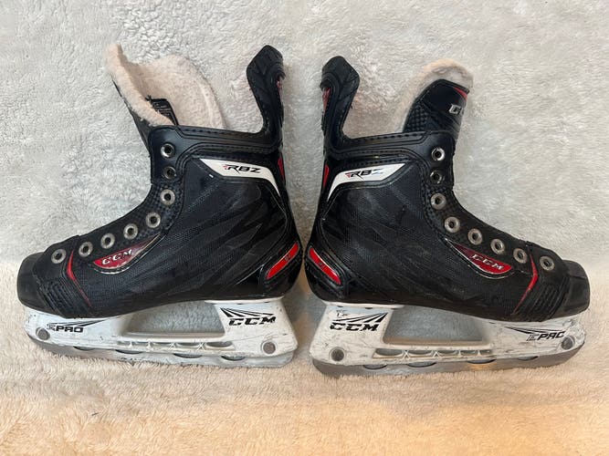 Used CCM RBZ 70 Hockey Skates - Size 1.5