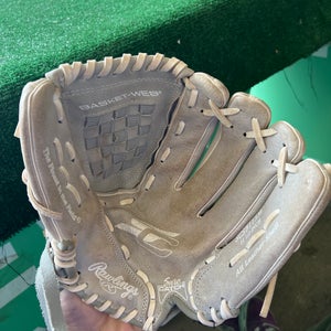 Used Rawlings Right Hand Throw Infield Softball Glove 11.5"