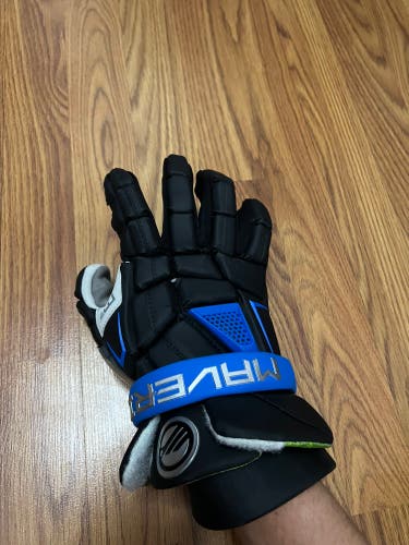 IMG Academy Maverik M5 lacrosse gloves